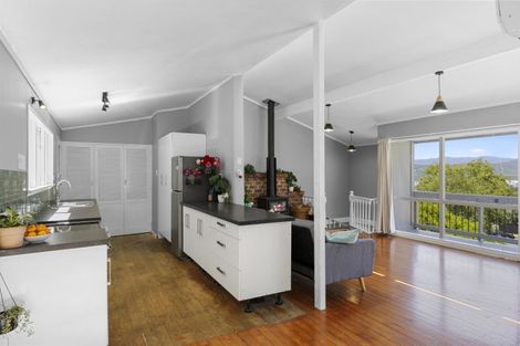 Photo of property in 89 Mulberry Street, Normandale, Lower Hutt, 5010