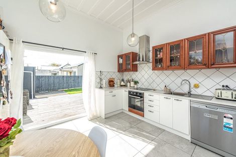 Photo of property in 30 Argyle Street, Whanganui, 4500