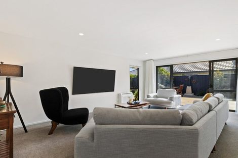 Photo of property in 35 Mounter Avenue, Northwood, Christchurch, 8051