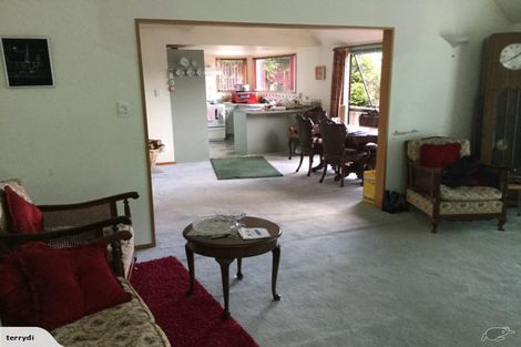 Photo of property in 48 Hawkhurst Road, Lyttelton, 8082