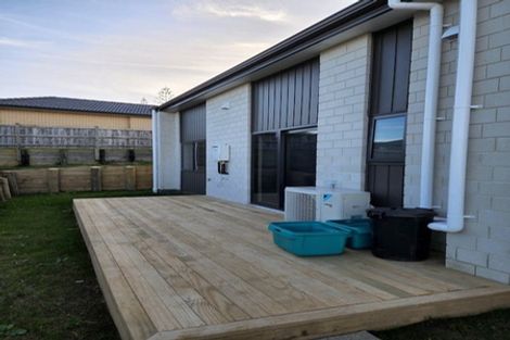 Photo of property in 2 Ulcoats Lane, Pokeno, 2402