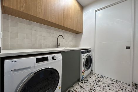 Photo of property in 16 Oriel Way, Rolleston, 7614