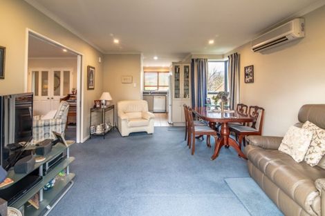 Photo of property in 2 Village Lane, Halswell, Christchurch, 8025