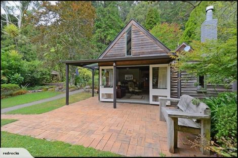 Photo of property in 111 Pinehaven Road, Pinehaven, Upper Hutt, 5019