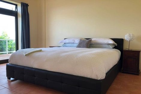 Photo of property in 165 Huia Street, Waikanae, 5391