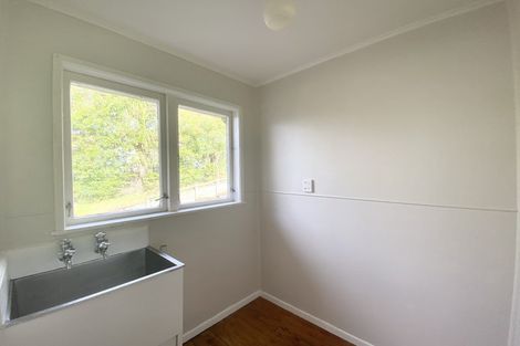 Photo of property in 93 Fairclough Road, Beach Haven, Auckland, 0626