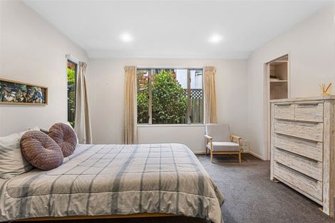 Photo of property in 124 Springfield Road, St Albans, Christchurch, 8014