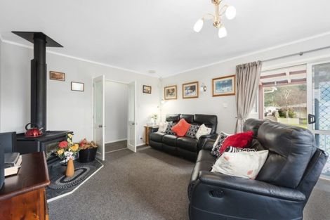 Photo of property in 90 California Drive, Totara Park, Upper Hutt, 5018