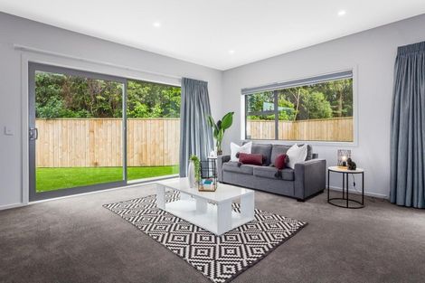 Photo of property in 3a Breakwater Way, Whitby, Porirua, 5024