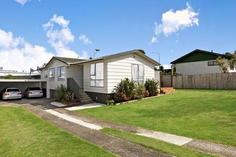 Photo of property in 41 Oreil Avenue, West Harbour, Auckland, 0618