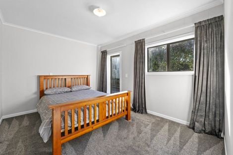 Photo of property in 19 Ingle Avenue, Waipahihi, Taupo, 3330