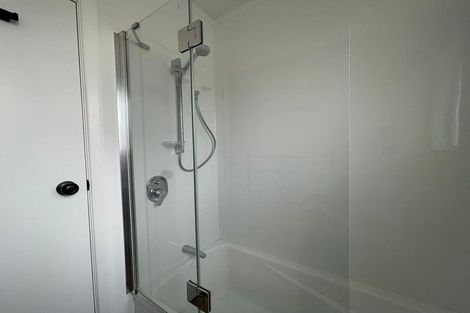 Photo of property in 30 Ashford Avenue, Hokowhitu, Palmerston North, 4410