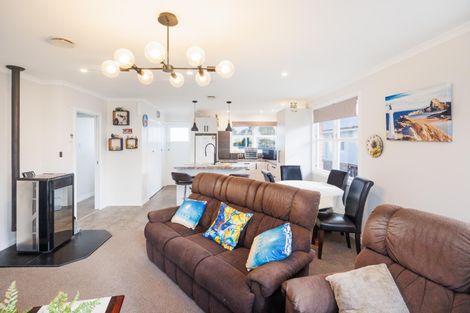 Photo of property in 33 Highbury Avenue, Highbury, Palmerston North, 4412