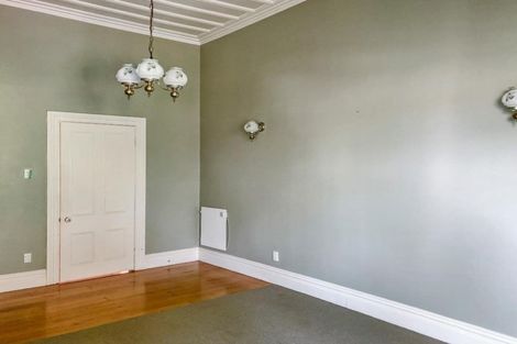 Photo of property in 30 Kenyon Avenue, Mount Eden, Auckland, 1024