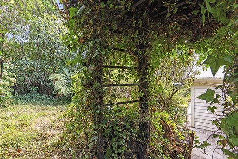 Photo of property in 59-61 Airlie Road, Plimmerton, Porirua, 5026