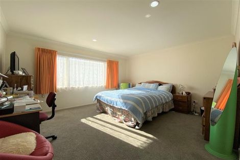 Photo of property in 2 Duntrune Road, Flat Bush, Auckland, 2016