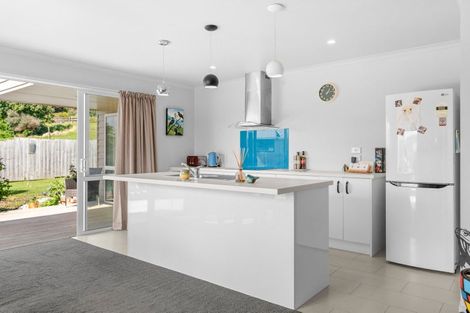 Photo of property in 11 Sunset Drive, Baylys Beach, Dargaville, 0377