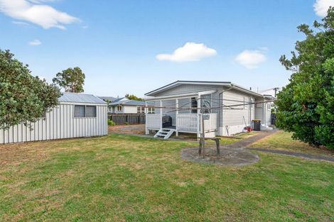 Photo of property in 19 Hardie Grove, Featherston, 5710