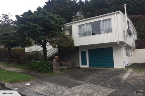 Photo of property in 6 Rajkot Terrace, Broadmeadows, Wellington, 6035