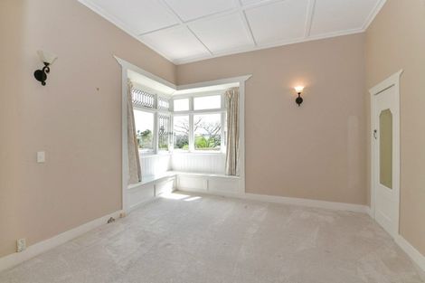 Photo of property in 14 Tiri Road, Manly, Whangaparaoa, 0930