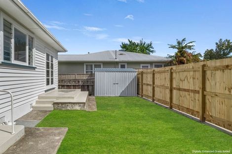 Photo of property in 18 Dudley Street, Levin, 5510
