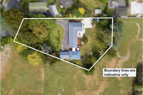 Photo of property in 52 Nimmo Avenue West, Waikanae, 5036