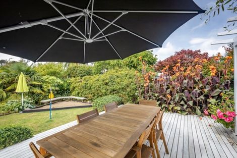 Photo of property in 213 Te Moana Road, Waikanae, 5036