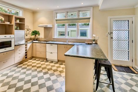 Photo of property in 42 Rintoul Street, Newtown, Wellington, 6021