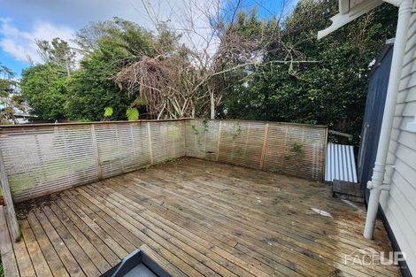 Photo of property in 1/194 Waimumu Road, Massey, Auckland, 0614