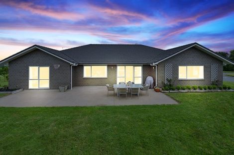 Photo of property in 260 Urquhart Road, Karaka, Papakura, 2580