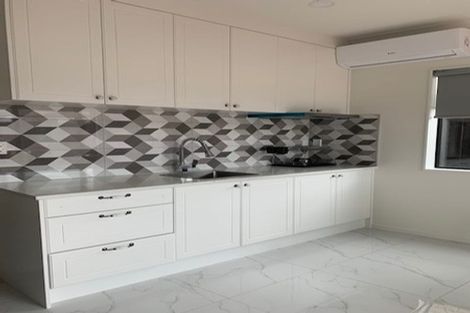 Photo of property in 40 Drumconnell Drive, Flat Bush, Auckland, 2019