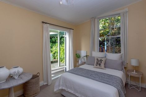 Photo of property in 79 Milton Road, Bluff Hill, Napier, 4110
