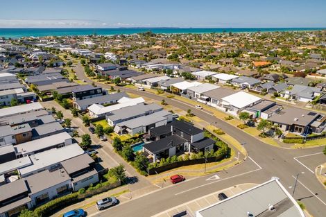 Photo of property in 86 Coast Boulevard, Papamoa Beach, Papamoa, 3118