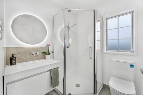 Photo of property in 15 Mulvaney Crescent, Henderson, Auckland, 0612