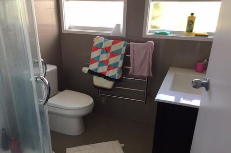 Photo of property in 17 Gregory Place, Mount Roskill, Auckland, 1041