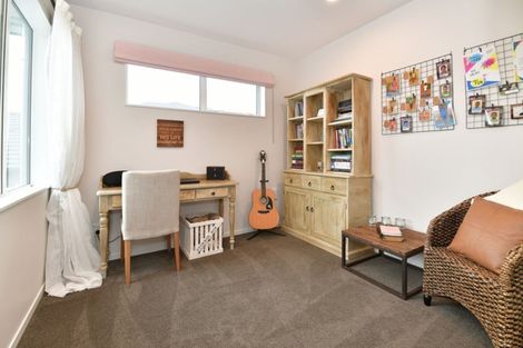 Photo of property in 18 Flavell Drive, Orewa, 0931