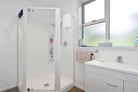 Photo of property in 15 Wharfdale Street, Macandrew Bay, Dunedin, 9014