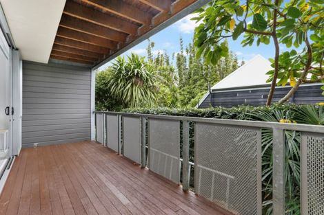 Photo of property in 4/11 Sentinel Road, Herne Bay, Auckland, 1011