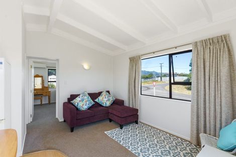 Photo of property in 19 Dixie Street, Te Horo Beach, Otaki, 5581