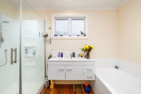 Photo of property in 229 Waihao Back Road, Waimate, 7979