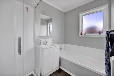 Photo of property in 12 Hamlet Street, Stratford, 4332