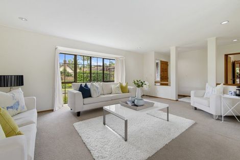 Photo of property in 33 Uppingham Crescent, Hillcrest, Auckland, 0627