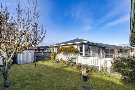 Photo of property in 9 Cornet Lane, Aranui, Christchurch, 8061