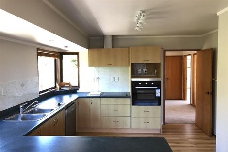 Photo of property in 2/3 Rae Road, Campbells Bay, Auckland, 0620