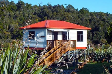 Photo of property in 65 The Strand, Okarito, Whataroa, 7886
