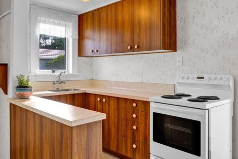 Photo of property in 16 Layard Street, Opunake, 4616