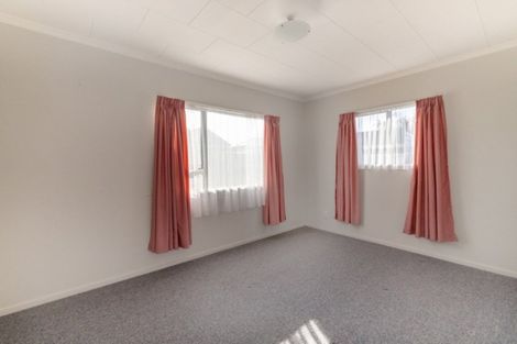 Photo of property in 13c Burns Street, South Dunedin, Dunedin, 9012