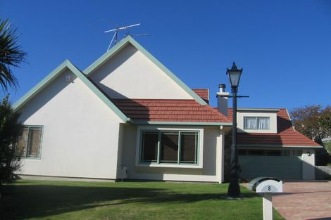 Photo of property in 8 Lanyon Place, Whitby, Porirua, 5024