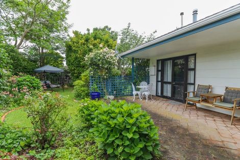 Photo of property in 72 Geraldine Crescent, Cloverlea, Palmerston North, 4412