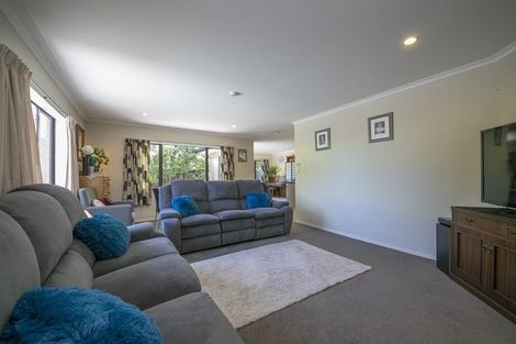 Photo of property in 52b Swanson Road, Henderson, Auckland, 0610